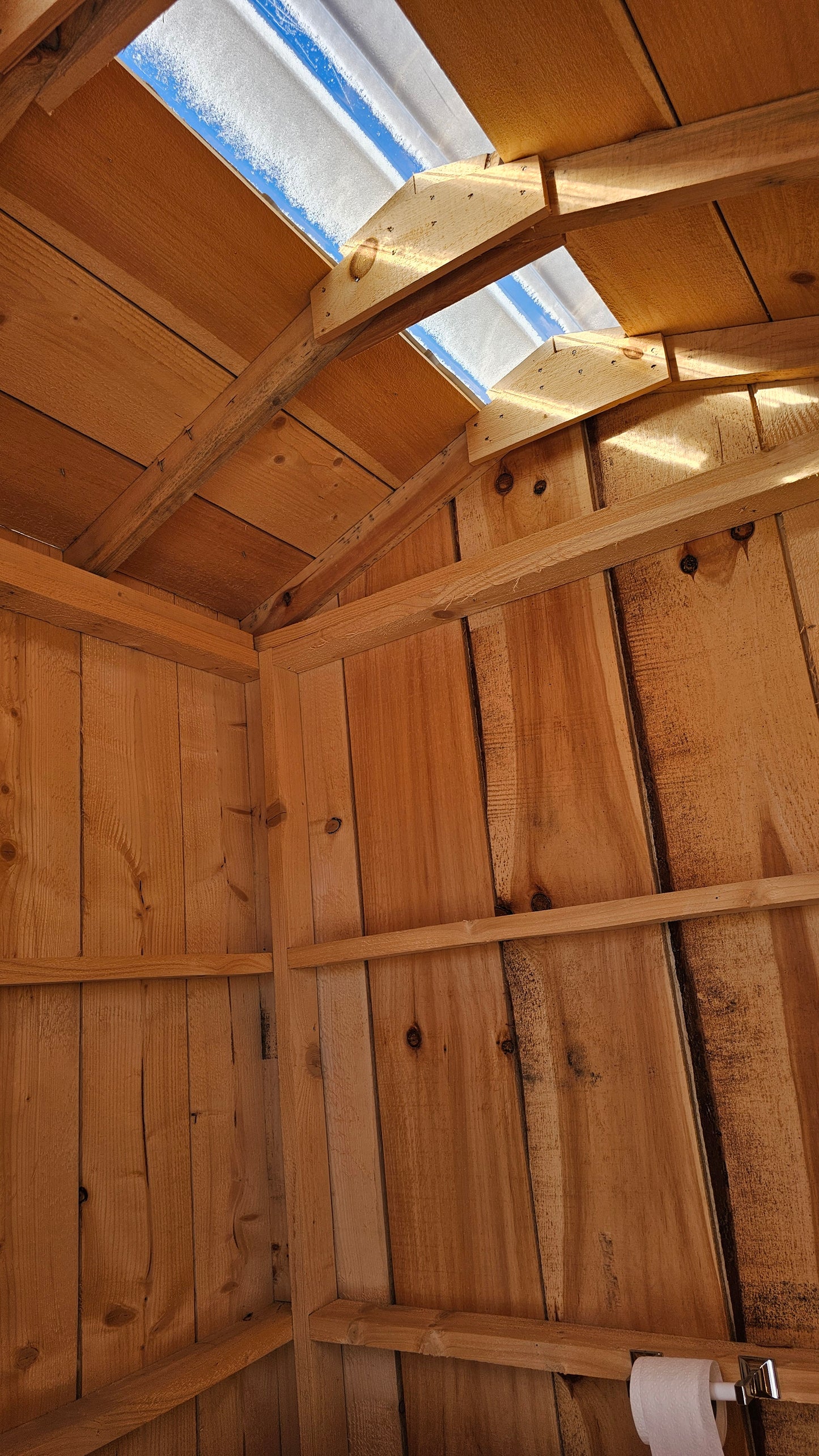 6×6 Outhouse – 2-Seater – Green Roof – SKU 0007