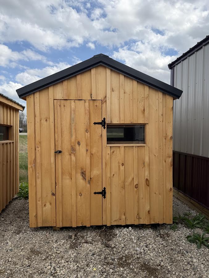 6' x 6' Amish-Built Rough Sawn Square Deer Blind*