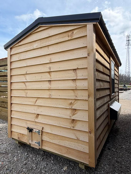 6×12 Amish Made Rough Sawn Chicken Coop – Nesting Boxes, Roost Areas & Chicken Door*