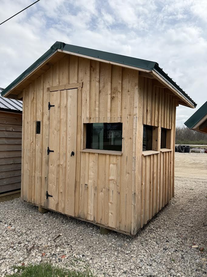 8x8 Premium Hunting Shed – Multi-Window Shooting Design*