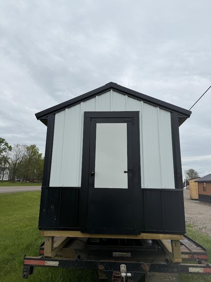 6' x 12' Amish-Built Chicken Coop with Metal Wainscoting, Nesting Boxes & Auto Chicken Door*