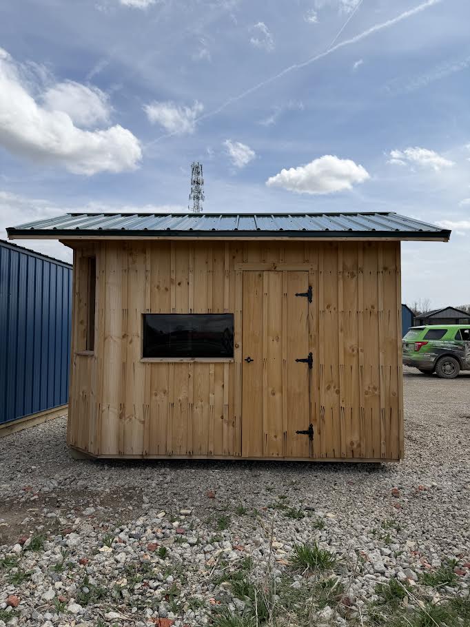 8'x12' 1/2 Octagon 1/2 Amish Made Square Deer Blind with Bunk Beds*