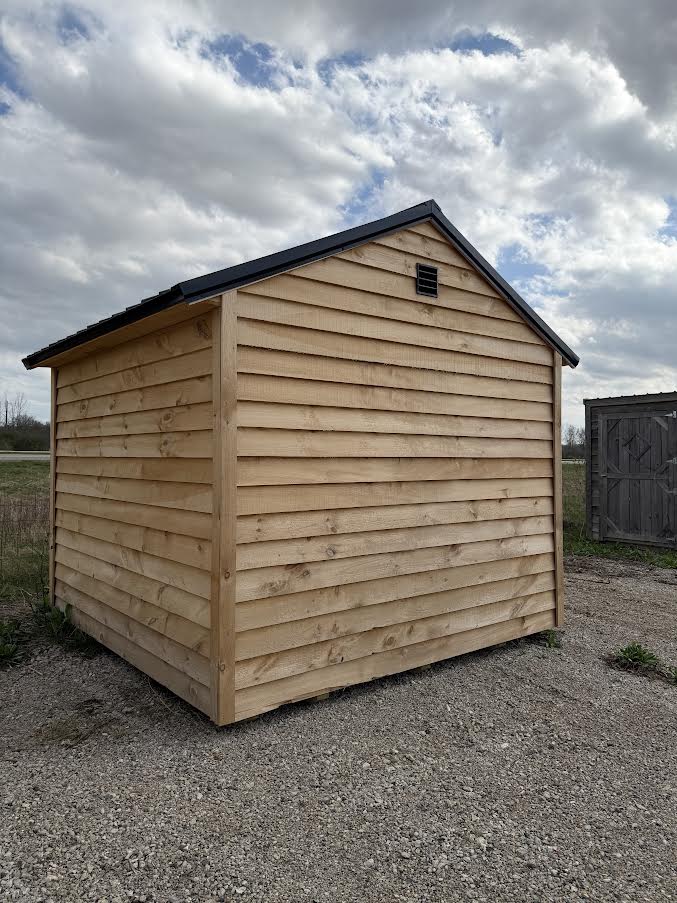 10' x 10' Amish-Built Rough Sawn Storage with Metal Roof (No Windows)*