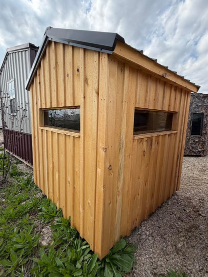 6' x 6' Amish-Built Rough Sawn Square Deer Blind*