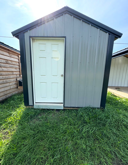 8'x16' dog kennel