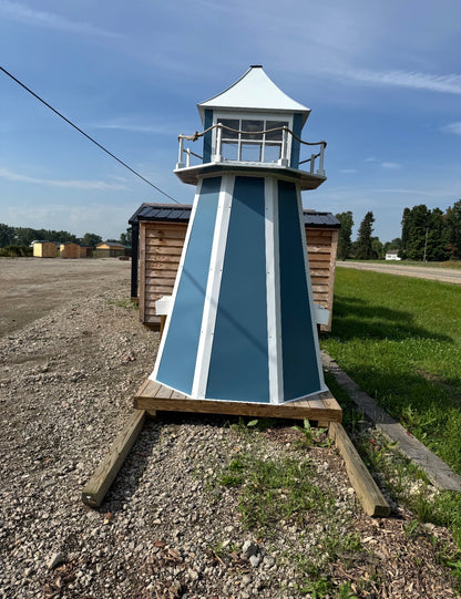 5' x '5 Octagon Lighthouse with Planter Boxes