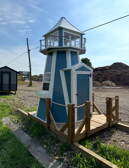 5' x '5 Octagon Lighthouse with Planter Boxes