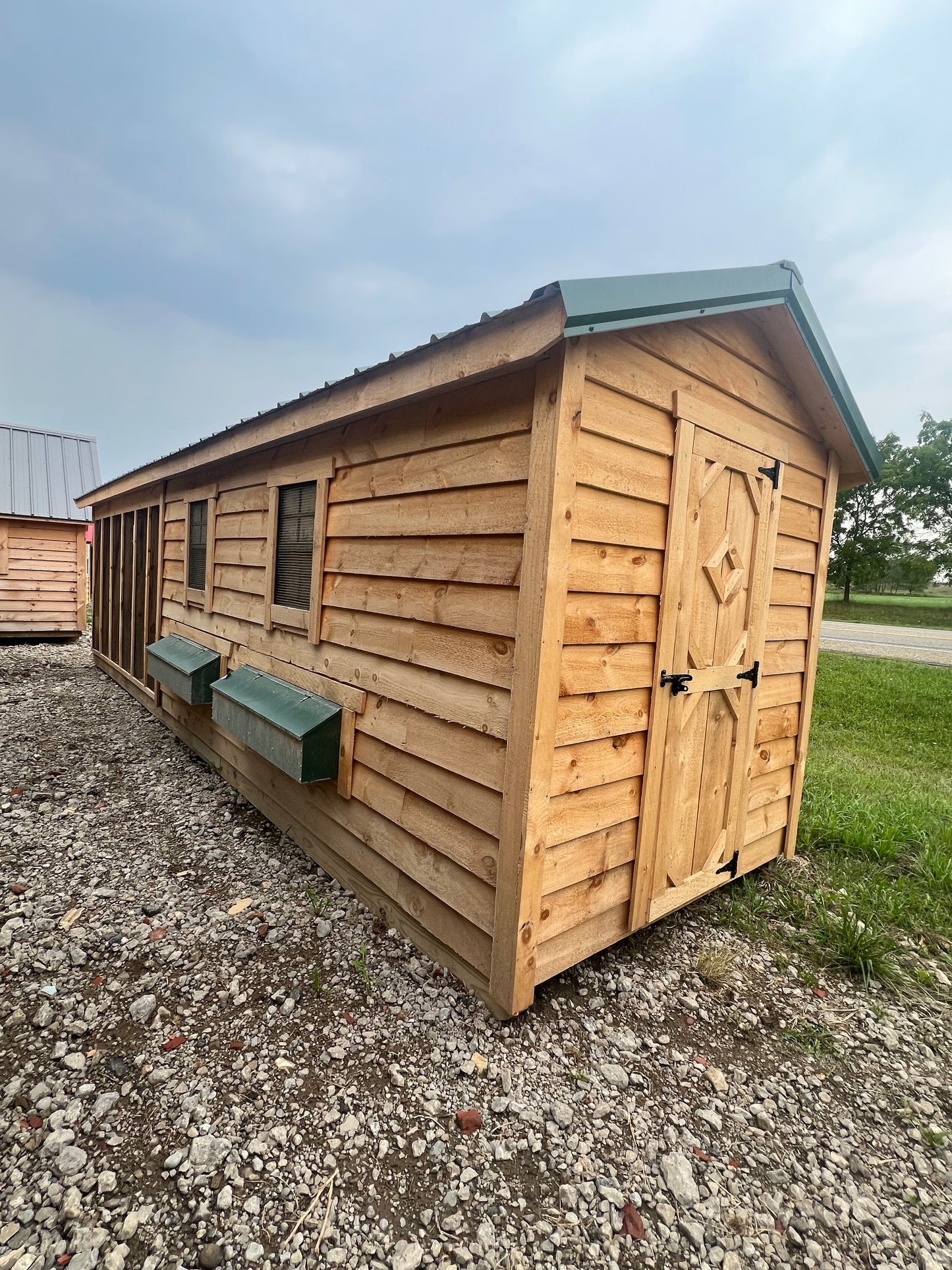 6x26 Rough Sawn Chicken Coop With Green Metal Roof