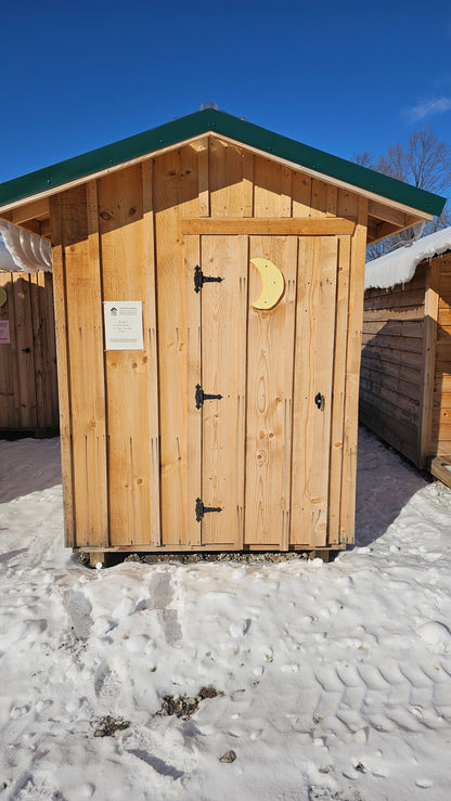 6×6 Outhouse – 2-Seater – Green Roof – SKU 0007