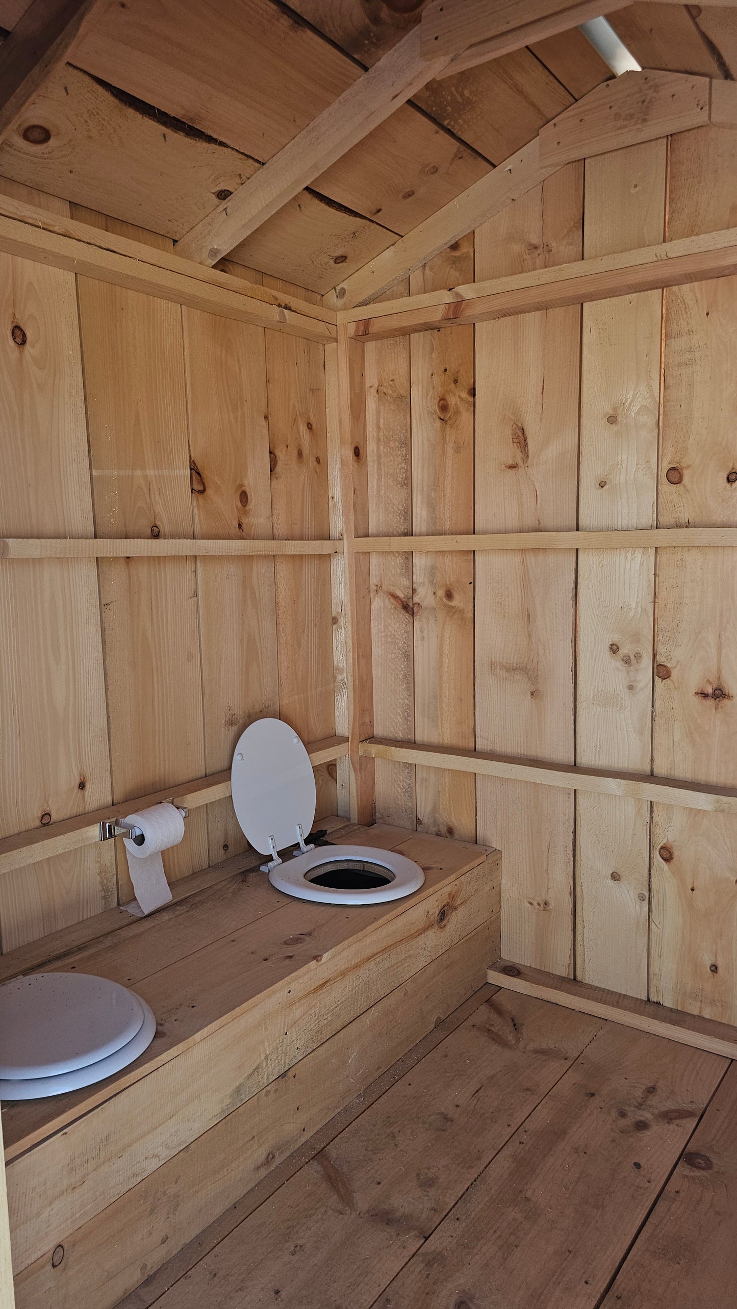 6×6 Outhouse – 2-Seater – White Roof – SKU 0008