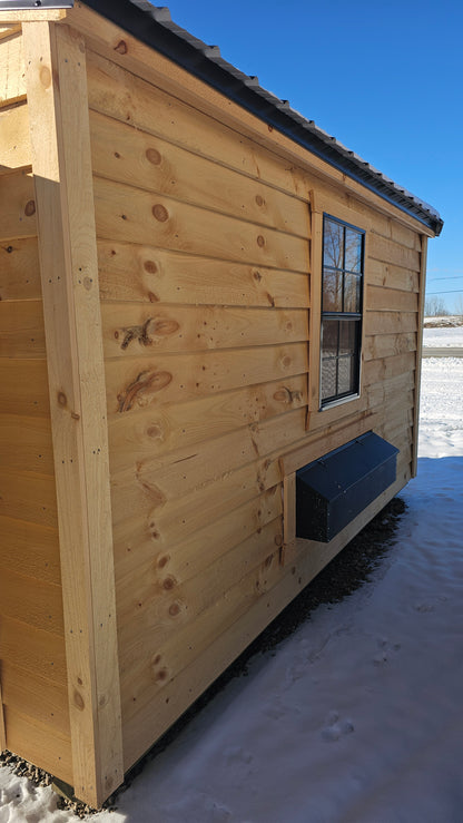 6×12 Chicken Coop – Nesting Boxes, Roost Areas & Chicken Door