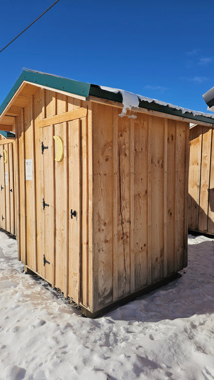 6×6 Outhouse – 2-Seater – Green Roof – SKU 0007