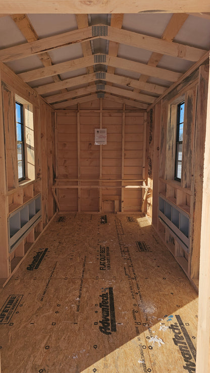 6×12 Chicken Coop – Nesting Boxes, Roost Areas & Chicken Door